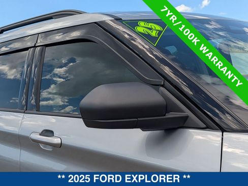 Certified 2025 Ford Explorer Active image 10