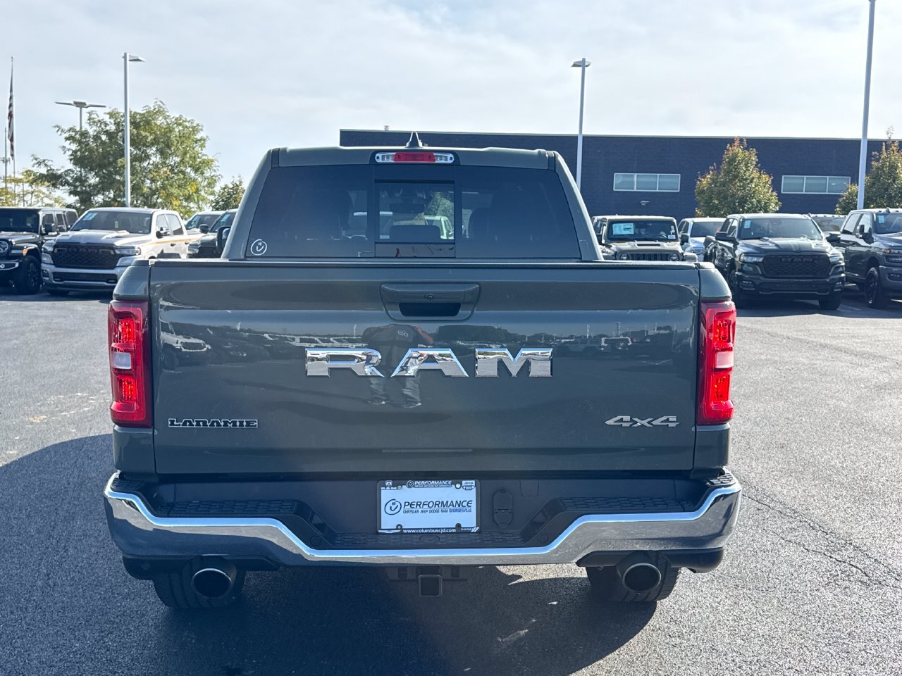 Used 2026 RAM 1500 Laramie AWD/4WD image 4