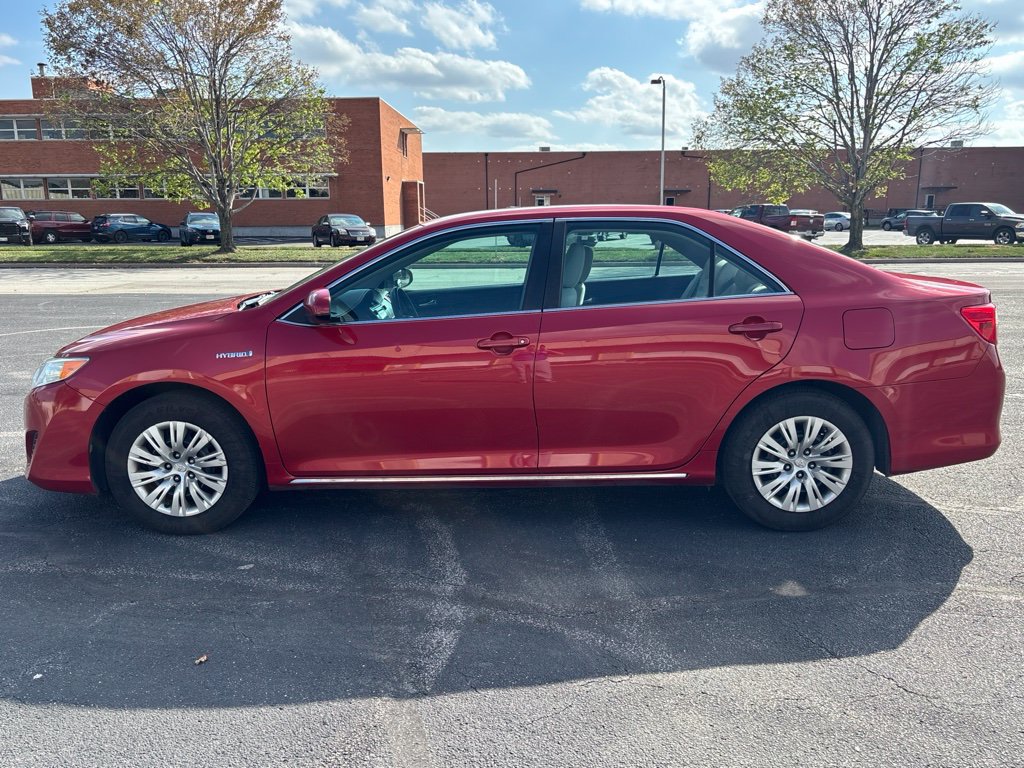 Used 2012 Toyota Camry LE FWD image 7