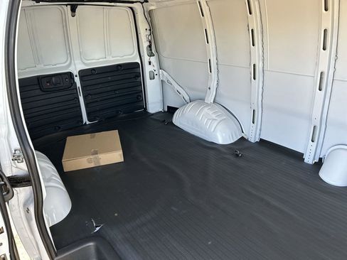 New 2025 GMC Savana 2500 w/ Driver Convenience Package image 25