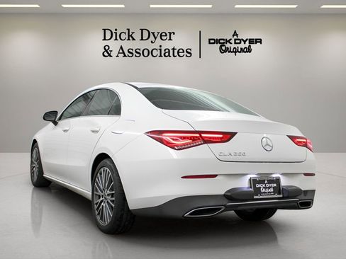 Used 2020 Mercedes-Benz CLA 250 image 4