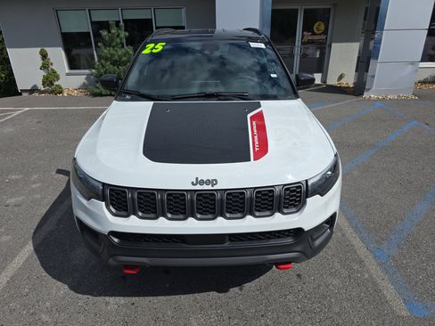 New 2025 Jeep Compass Trailhawk w/ Trailhawk Elite Group image 8
