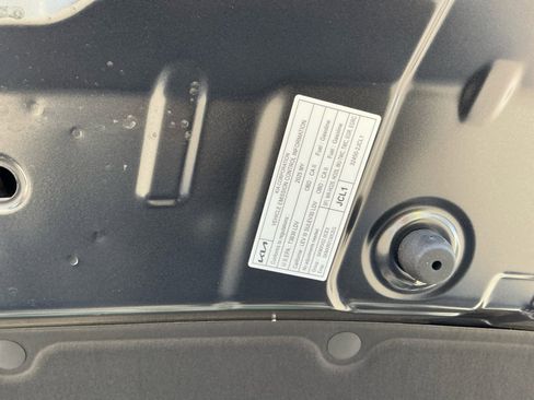 Used 2025 Kia K4 LXS image 24