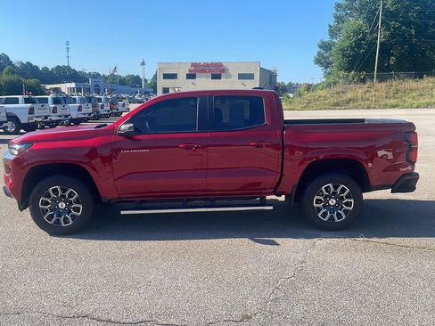 Used 2024 Chevrolet Colorado LT w/ LT Convenience Package III RWD image 6