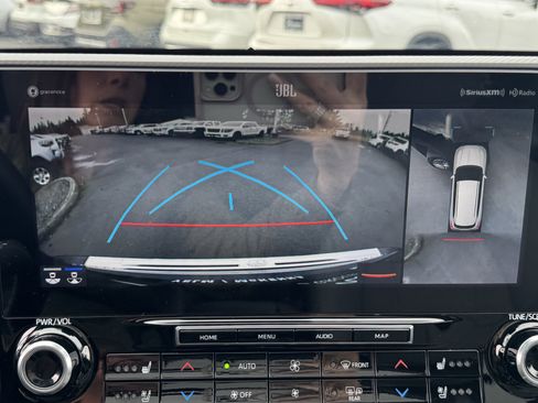 Used 2022 Toyota Highlander Platinum image 32