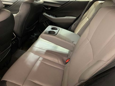 Used 2023 Subaru Outback Limited image 5