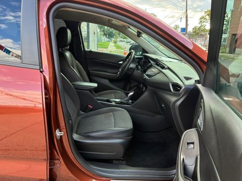 Used 2021 Buick Encore GX Preferred w/ Cold Weather Comfort Package AWD/4WD image 16