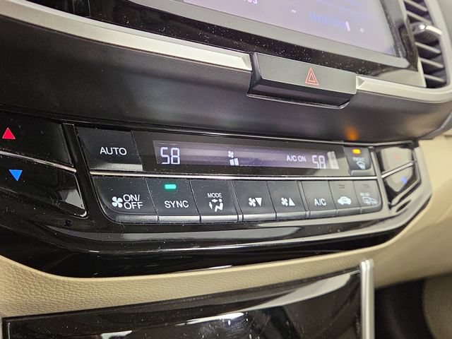 Used 2017 Honda Accord EX-L image 18
