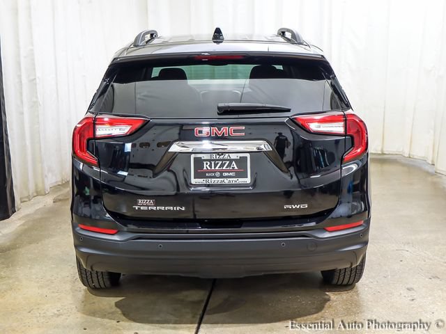 Certified 2023 GMC Terrain SLE w/ Driver Convenience Package AWD/4WD image 8