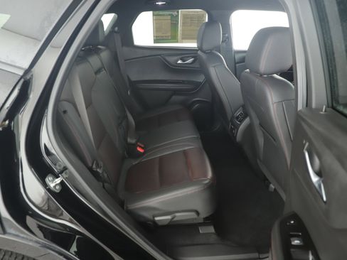 Used 2022 Chevrolet Blazer RS w/ Enhanced Convenience Package image 14
