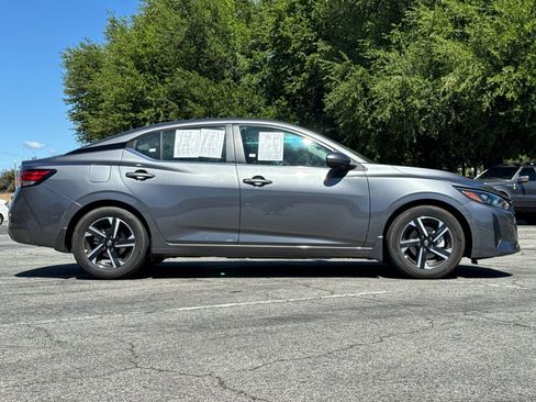 Used 2025 Nissan Sentra SV w/ All-Weather Package image 3