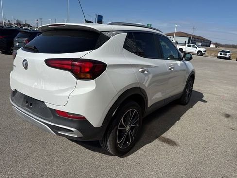Used 2022 Buick Encore GX Select image 5