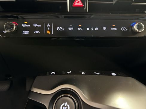 New 2025 Kia EV6 Wind image 26