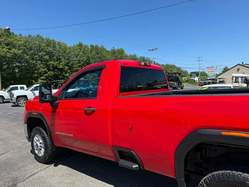 Used 2022 GMC Sierra 3500 Pro w/ Convenience Package AWD/4WD image 9