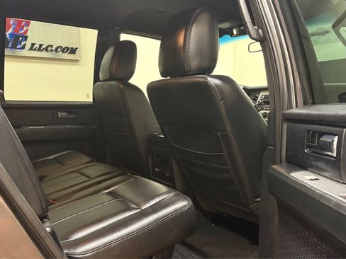 Used 2016 Ford Expedition XL RWD image 19