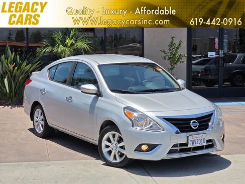 Used 2017 Nissan Versa FWD image 1