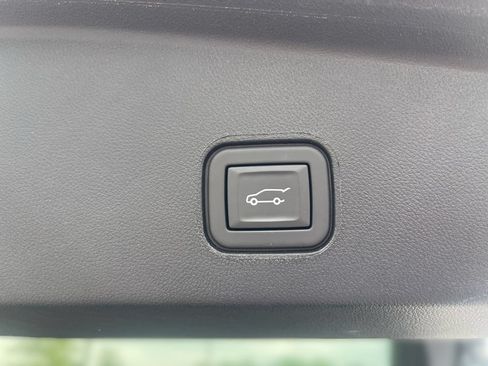 Certified 2024 Cadillac Lyriq Sport RWD image 5