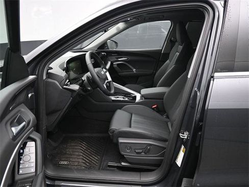 New 2025 Audi Q5 Premium Plus image 9