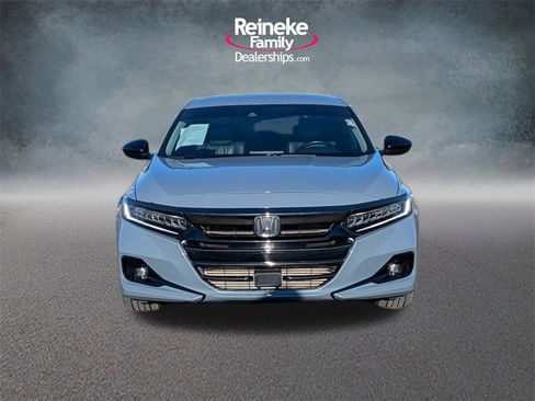 Used 2021 Honda Accord Sport Special Edition image 2