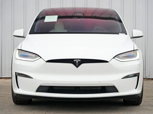 Used 2022 Tesla Model X image 7
