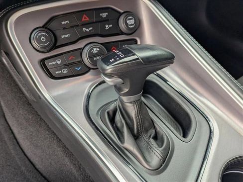 Used 2022 Dodge Challenger R/T image 12