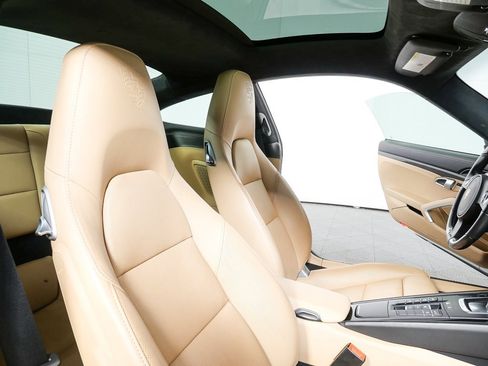 Certified 2015 Porsche 911 Turbo image 18