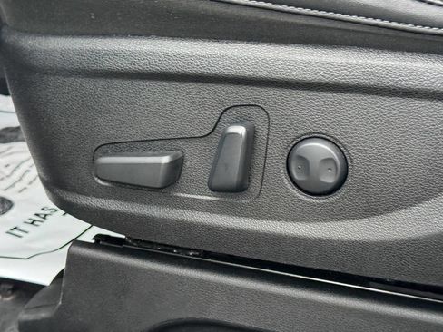 Used 2023 Kia Telluride S image 25