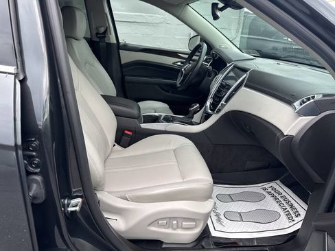 Used 2016 Cadillac SRX Luxury w/ Driver Awareness Package image 30