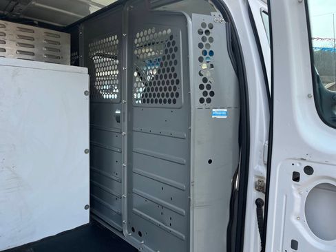 Used 2013 Ford E-250 and Econoline 250 RWD image 6