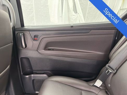 Used 2024 Honda Odyssey EX-L image 15