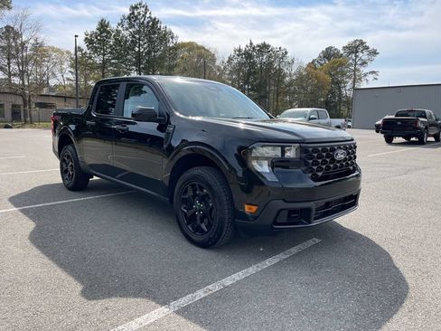 Used 2025 Ford Maverick XLT w/ XLT Luxury Package AWD/4WD image 6