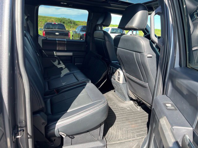 Used 2022 Ford F350 Lariat w/ Lariat Ultimate Package AWD/4WD image 17