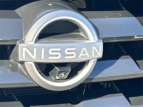 Used 2024 Nissan Armada Platinum w/ Cargo Package image 10