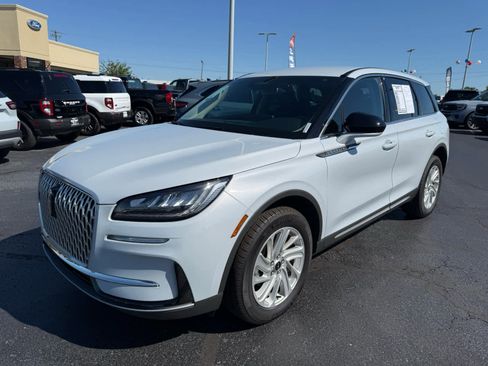 Used 2025 Lincoln Corsair AWD image 21