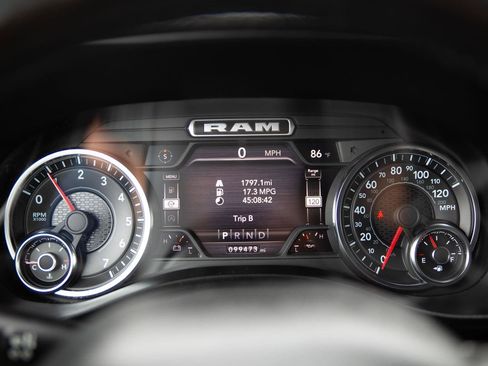 Used 2022 RAM 1500 Big Horn w/ Built-to-serve Edition image 13