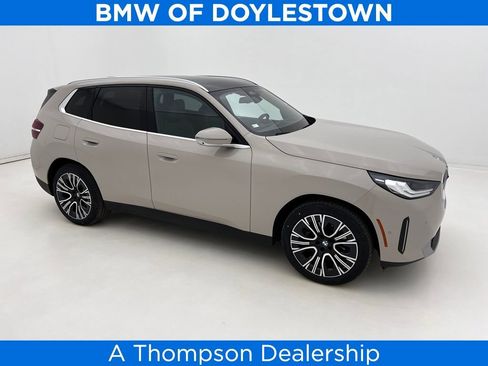 Certified 2025 BMW X3 xDrive30i w/ Premium Package image 1