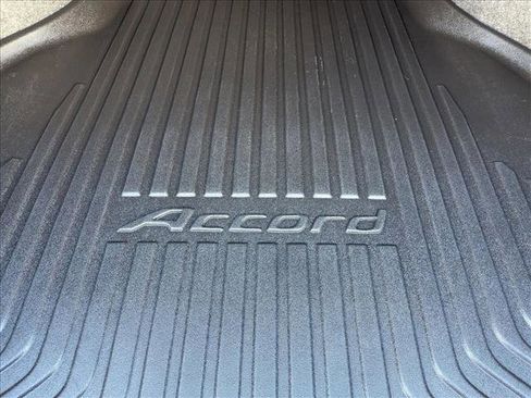 Used 2016 Honda Accord LX image 6