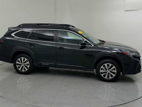 Certified 2023 Subaru Outback Premium AWD/4WD image 12