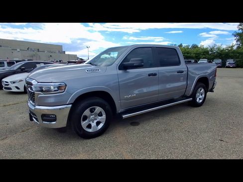 Certified 2025 RAM 1500 Big Horn AWD/4WD image 4