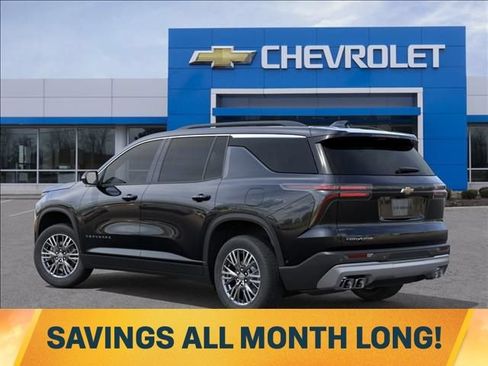 New 2026 Chevrolet Traverse LT w/ Driver Confidence Package FWD image 3