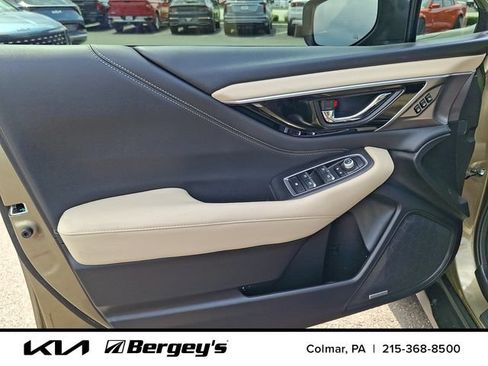 Used 2023 Subaru Outback Limited AWD/4WD image 15