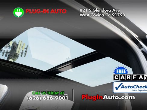 Used 2022 Cadillac XT6 Sport w/ Platinum Package image 9