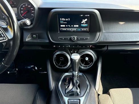 Used 2018 Chevrolet Camaro LT image 15