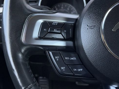 Used 2018 Ford Mustang GT Premium image 17