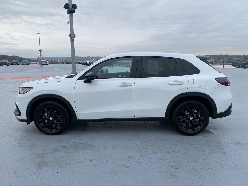 Certified 2024 Honda HR-V Sport image 9