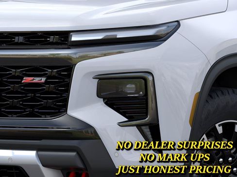 New 2026 Chevrolet Traverse Z71 w/ Enhanced Driving Package AWD/4WD image 10