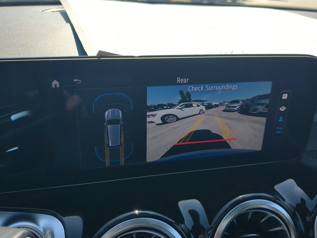 Used 2024 Mercedes-Benz GLB 250 image 7