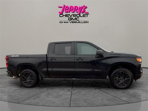 Used 2023 Chevrolet Silverado 1500 Custom w/ LPO, Dark Essentials Package image 6