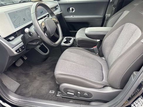 Used 2024 Hyundai Ioniq 5 SEL RWD image 16