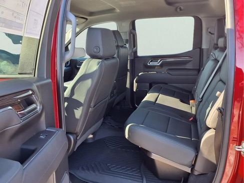 New 2026 Chevrolet Silverado 1500 LT Trail Boss w/ LT Trail Boss Premium Package AWD/4WD image 18
